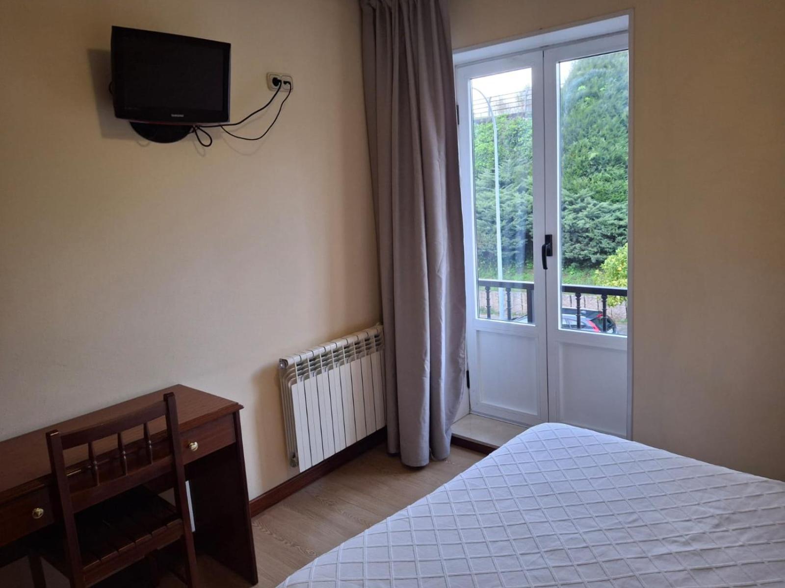 Hotel Capital De Galicia ซานติอาโก เด กอมโปสเตลา ภายนอก รูปภาพ